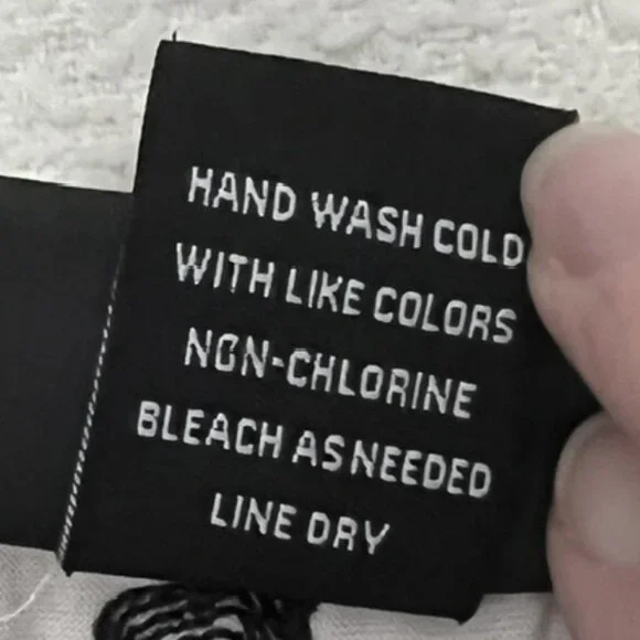 Liv Los Angeles Womens Tunic, White with Black Floral Embroidery, Plus Size 3X - Picture 7 of 7